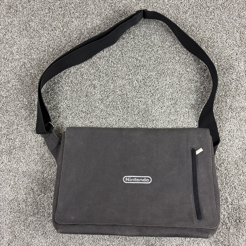 Nintendo Employee Promo Canvas Messenger Bag Rare